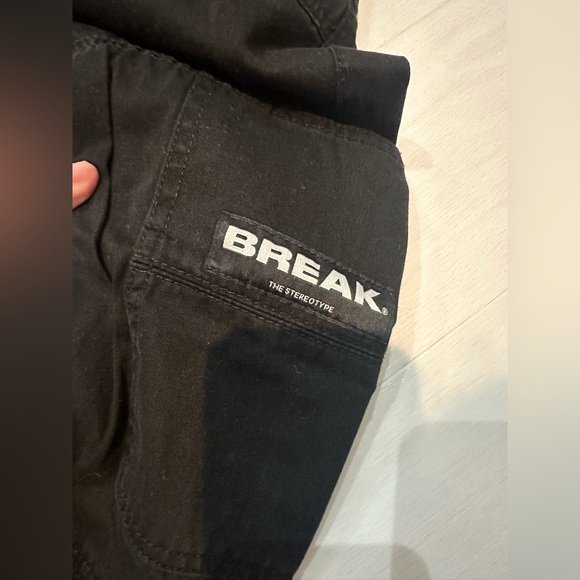 BERSHKA CARGO JOGGERS - Picture 6 of 8